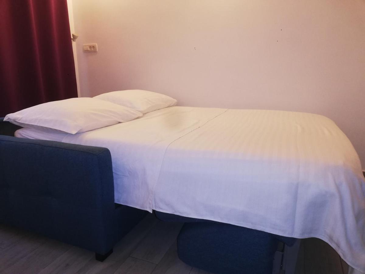 Apartment Vinko Split Exteriör bild